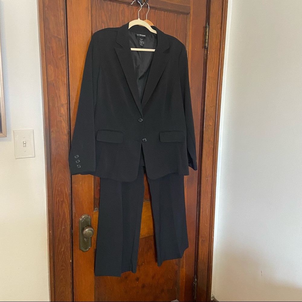 Lane Bryant: Black suit, jacket and pants, Size: 18/20 (jacket) 20 (pants)